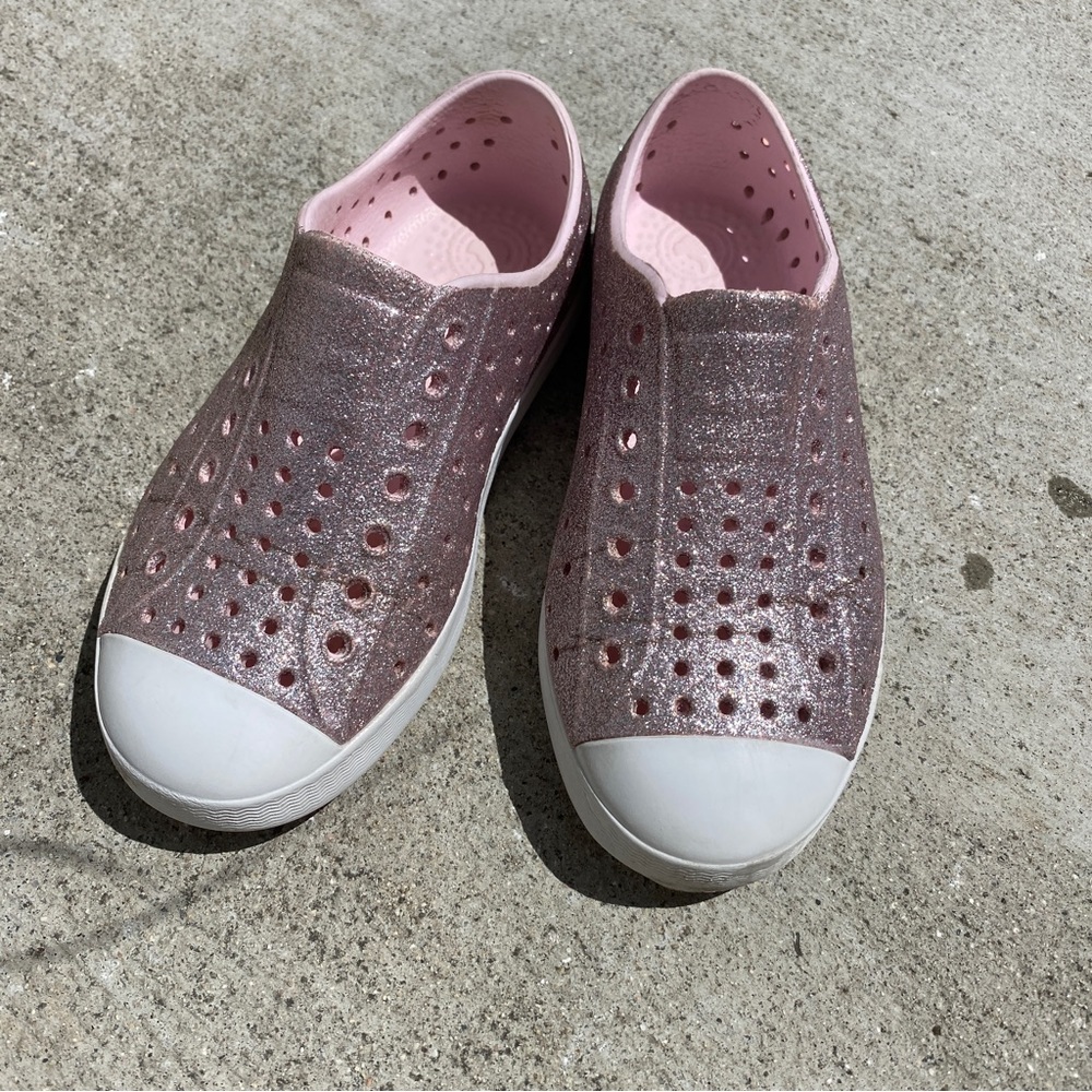 Native shoes Sparkly Pink C11